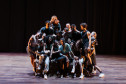 Balé Teatro Guaíra estreia espetáculo que une memória, coletividade e dança contemporâneaBalé Teatro Guaíra estreia espetáculo que une memória, coletividade e dança contemporânea