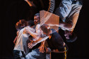 Balé Teatro Guaíra estreia espetáculo que une memória, coletividade e dança contemporâneaBalé Teatro Guaíra estreia espetáculo que une memória, coletividade e dança contemporânea