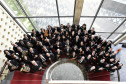 Orquestra Sinfônica do Paraná se apresenta com maestro inglês da Filarmônica de Goiás.