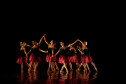 Cia. Jovem da Escola de Dança Teatro Guaíra participa de mostras de dança.
