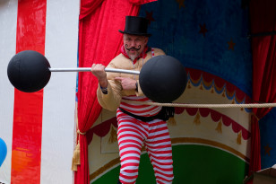 Homem no circo