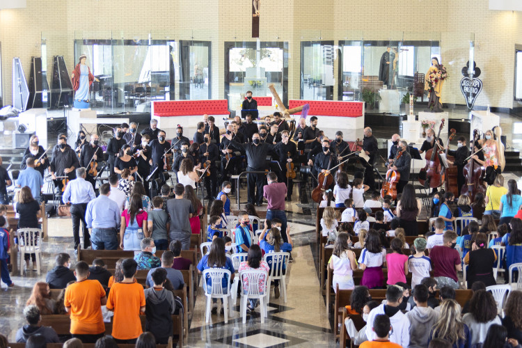 Concertos da Orquestra Sinfônica do Paraná reúne público em Colombo