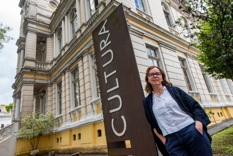 Luciana Casagrande Pereira assume a Secretaria da Cultura