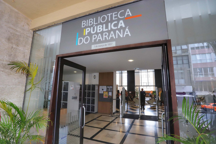 Biblioteca Pública do Paraná oferece RPG e eventos culturais para crianças em fevereiro