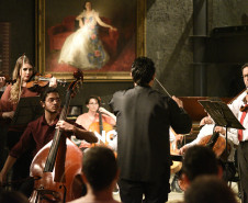 Apresentação da Camerata UTFPR no Museu Paranaense em 10 de maio de 2019. Foto Kraw Penas/SECC