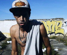 Videoclipe “O Poeta das Lágrimas de Sangue”, KillaZ (São José dos Pinhais). Imagem Reprodução/Divulgação