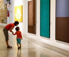Exposição Luz ≅ Matéria do MON agora disponível na plataforma Google Arts & Culture. Foto Antonio More
