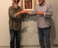 João Lopes e Danilo Caymmi no Museu Casa Alfredo Andersen. Foto Luiz Gustaval Vidal Pinto