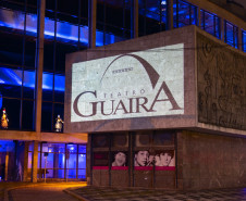 Fachada do Teatro Guaíra