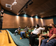 Curso "Publique livros, crie editoras", com João Varella