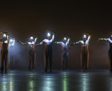 Espetáculo Terra Brasilis no Teatro Guaíra