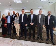 O Governo do Paraná apresentou na manhã desta quinta-feira (05/05), no Palácio Iguaçu, o Projeto Crianças no Teatro com incentivo da Audi do Brasil