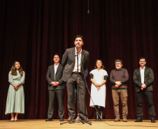 O Programa Criança no Teatro foi lançado nessa quarta-feira (22) pelo governador Carlos Massa Ratinho Júnior para uma plateia de cerca de 1,2 mil estudantes de escolas públicas de Curitiba e Região Metropolitana