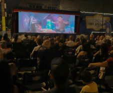 Cinema na Praça irá a quatro balneários de Pontal do Paraná esta semana -