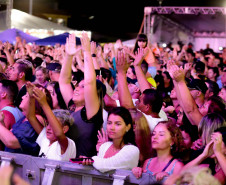 Shows no Litoral: sertanejo e forró embalam fim de semana em Matinhos e Pontal do Paraná - Antony & Gabriel