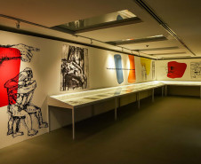 Museu Oscar Niemeyer promove imersão na vida e obra de Poty Lazzarotto