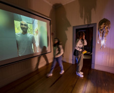 Exposição "Espeleo Artes Visuais" na Casa Gomm -