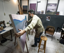 O foco principal é a exploração da paisagem contemporânea e suas múltiplas facetas -