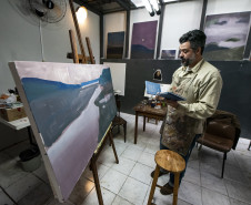 O foco principal é a exploração da paisagem contemporânea e suas múltiplas facetas -