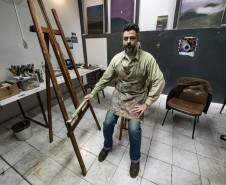 O foco principal é a exploração da paisagem contemporânea e suas múltiplas facetas -