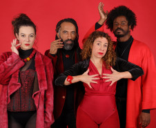Apresentações gratuitas vão de 3 a 20 de agosto, no Teatro Zé Maria, em Curitiba.