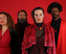 Apresentações gratuitas vão de 3 a 20 de agosto, no Teatro Zé Maria, em Curitiba.