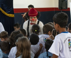 Programa Trilhando pelo Paraná leva circo-teatro para pequenos municípios do Estado