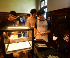 Programa Partiu Museu promove visitas guiadas para alunos da rede estadual do Paraná