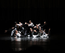 Escola de Dança Teatro Guaíra divulga lista de inscritos 2024 e próximas etapas