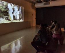 Associação de Amigos do MAC Paraná anuncia reabertura do Festival de Audiovisualidades