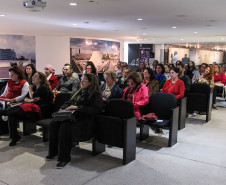 MON promove encontro para educadores sobre mostra da 35ª Bienal de São Paulo