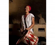 Mupa terá exibição de filme de Karen Aguiar e oficinas de maracatu e máscara teatral neste mês de maio