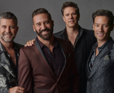 Centro Cultural Teatro Guaíra - Guairão - Il Divo: 20th Anniversary Tour – O quarteto musical multinacional Il Divo escolheu o Teatro Guaíra para celebrar os 20 anos de carreira do grupo reconhecido mundialmente por sua fusão única de vozes poderosas e melodias encantadoras