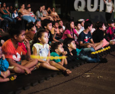Projeto Cinema na Praça exibe filmes gratuitos para 40 mil pessoas em três meses