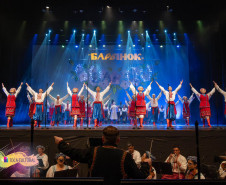 62.º Festival Folclórico e de Etnias do Paraná – Com o tema “Viva o Folclore”, um dos mais tradicionais e longevos festivais folclóricos do Brasil chega abre sua 62.ª edição no Teatro Guaíra neste domingo (30) - Na foto, Folclore Ucraniano Barvinok