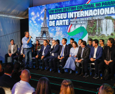 Paraná firma parceria com Centre Pompidou para construção do Museu Internacional de Arte de Foz do Iguaçu