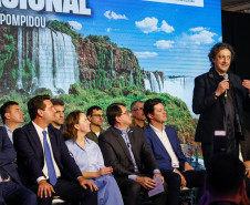 Paraná firma parceria com Centre Pompidou para construção do Museu Internacional de Arte de Foz do Iguaçu