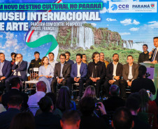 Paraná firma parceria com Centre Pompidou para construção do Museu Internacional de Arte de Foz do Iguaçu