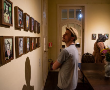Museu da Imagem e do Som (MIS-PR) - Cartas para o futuro – O acervo do museu ganhou vida com a exposição individual "Cartas para o futuro", da artista visual Bruna Alcantara, com curadoria de Michele Micheletto