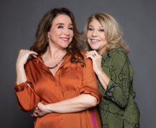 Centro Cultural Teatro Guaíra - Guairão - Guairinha - Radojka - Em temporada com sua primeira montagem no Brasil, o espetáculo “Radojka – uma comédia friamente calculada”, acompanha duas cuidadoras, Glória e Lúcia, que trabalham em diferentes turnos para atender Radojka, uma senhora sérvia que vive longe de sua família. O elenco conta com Marisa Orth, Tania Bondezan, Tadeu Tosta e Rafael Alvim