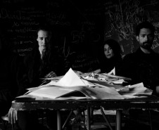 Teatro José Maria Santos recebe peça baseada na obra de Leminski