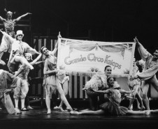 Espetáculo o Grande Circo Místico