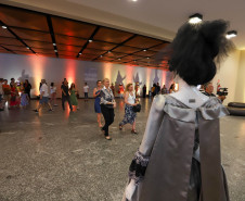 "Guaíra do Avesso": uma visita encenada pelos bastidores do teatro em celebração aos 140 Anos do Teatro Guaíra