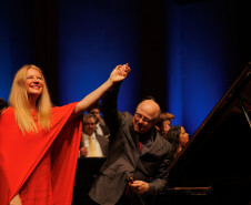 Orquestra Sinfônica e a pianista Valentina Lisitsa encantarão o público novamente no domingo