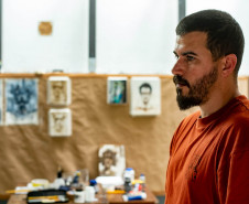 MCAA terá oficina de desenho e produção de tatuagens com residente artístico Yuri Rosa