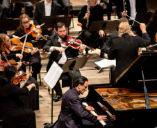 Guairão recebe orquestra holandesa e pianista Alvaro Siviero neste domingo