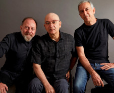 Centro Cultural Teatro Guaíra  ( CCTG )  -  Guairão - Os Paralamas do Sucesso - 40 anos – Uma das mais importantes bandas da história da música pop rock brasileira, os Paralamas do Sucesso farão única apresentação no auditório Bento Munhoz da Rocha Neto (Guairão)