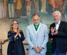 Com filme inspirado em Curitiba, Francis Ford Coppola é homenageado pelo Paraná