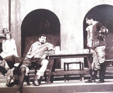 A Megera Domada - 1964 Paulo Goulart e Nicette Bruno em cena