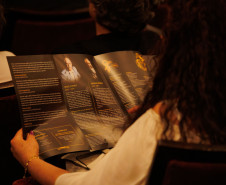 Série Ouro: Orquestra Sinfônica do Paraná atrai mais de 13,8 mil pessoas - Os concertos da Série Ouro apresentaram as quatro sinfonias do compositor alemão Johannes Brahms e trouxe convidados de renome internacional